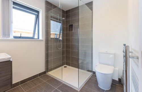 Mallards Way ML01 HOT TUB Lakeside Spa - Photo 13