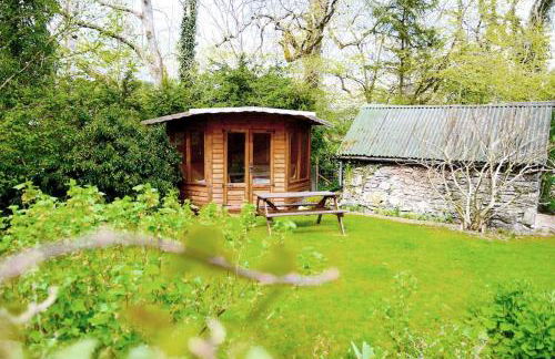 Hafannedd Cottage - riverside views - Photo 7