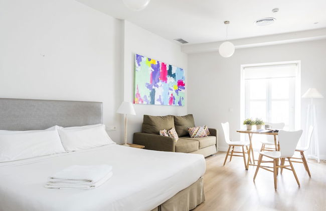 Suites Sevilla Plaza Apartamentos - Foto 26