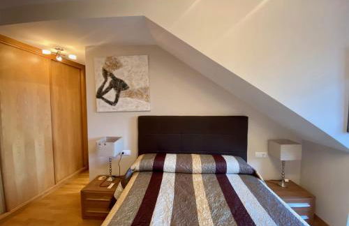 Galiciaguesthome Atico Silgar Vistas con terraza - Foto 12