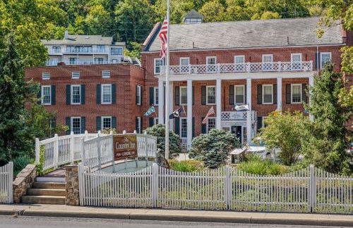 Almost Heaven - Grill, 2 King Beds, Wifi, Deck, Pool Access, Hiking, Wood Stove, Family Friendly - Foto 76