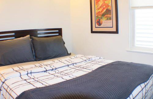 Urban Oasis - 3BR 2BA - City View- Private Parking - Foto 12