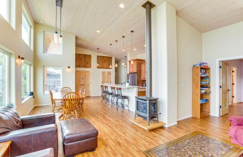 Lake Whatcom House with Private Hot Tub and Dock - Foto 5