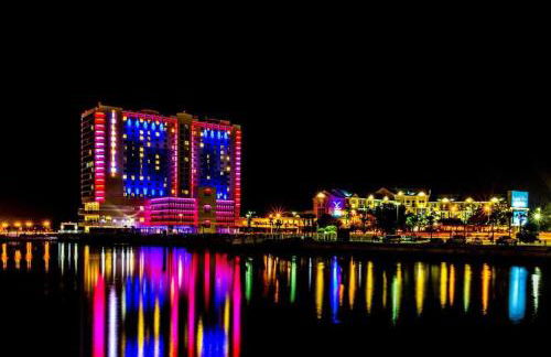 *Chic Beach Cottage Retreat* near Beach/downtown - Foto 45