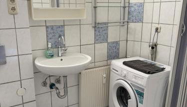 Hyra Living- Apartment in Ilsfeld nahe A81 - Foto 5, Shower