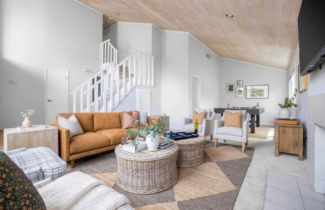 Black Oak by Avantstay Modern & Chic Santa Rosa Hideaway With Pool Table, & Fire Pit - Photo 22