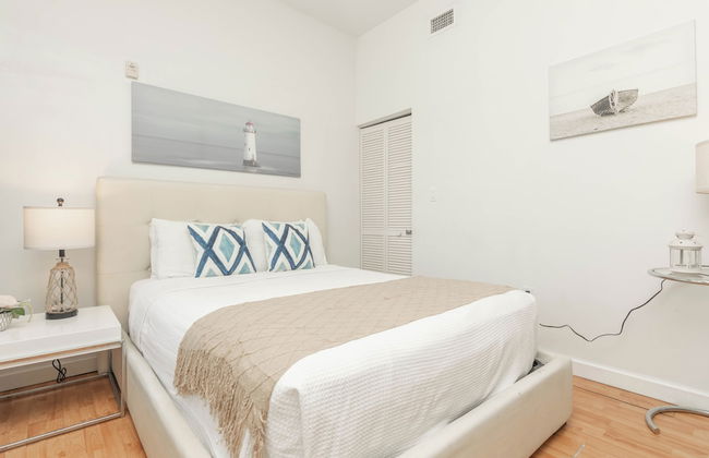 Boutique Apartments Convention Center - Photo 12