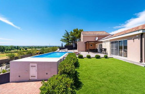 Cozy Home In Kakma With Lake View - Foto 10