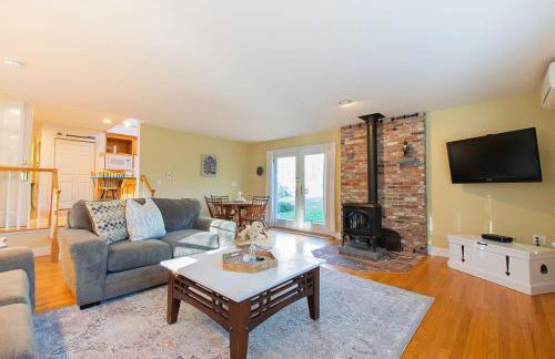 4-5 Min to Mill Pond or Nauset Beach - Photo 3