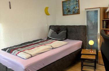 Schönes Haus mit 4 Schlafzimmer Küche Bad WC & Wohnzimmer 2 Parkplätze - Photo 4