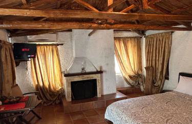 Δωμάτια Εξοχή-With fireplace and view to the sea - Foto 22