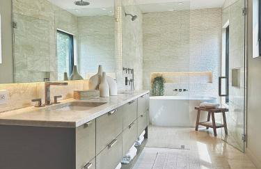 Luxury Modern Mountain Home - Foto 28