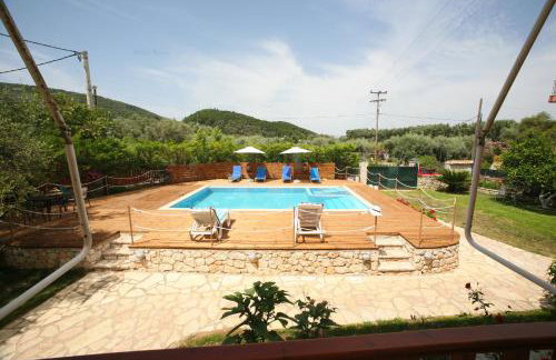 Villa Dimitra Nikiana - Photo 74