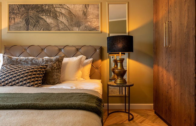 Views of Palace of the Parliament 2BR Jungle Theme - Foto 6