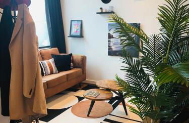 SkyPool-Roof Lounge-Free Parking-Gym-Loft-Theatre - Photo 5