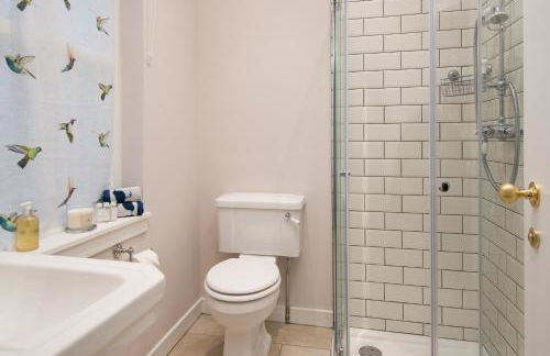 East Lodge - Photo 15