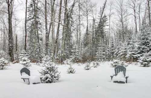 Ice Fishing on South Fork Lake Nashwauk Studio! - Foto 19