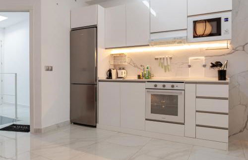 Top Floor 2 Bedroom Apartment with Terrace - Foto 12