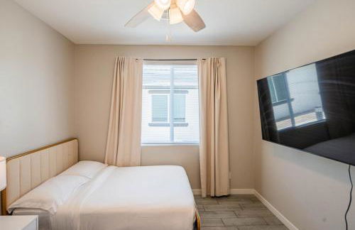 Serene 2BR Home with Premium Beds - Foto 46