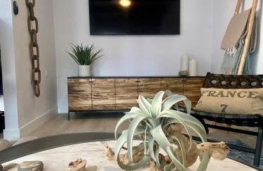 Village District! Cleo Beach! 5 Min Walk to DTWN! - Foto 26