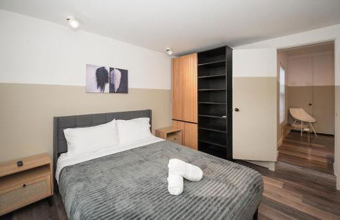 Luxury RiverFront By Renzzi - Photo 7