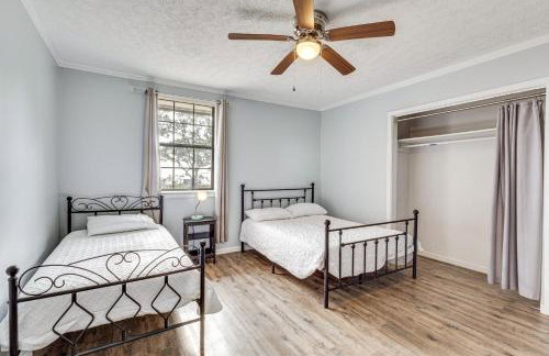 Steps to Beach Carrabelle Family Home with Patio! - Foto 17