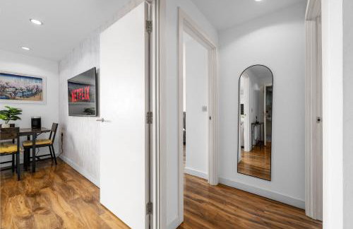 Penthouse Skyline – 2BR, Massive Terrace Retreat - Foto 15