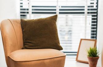 Wych Cottage, Striking 2 Bed, Parking, King Bed, First Floor Flat - Foto 10