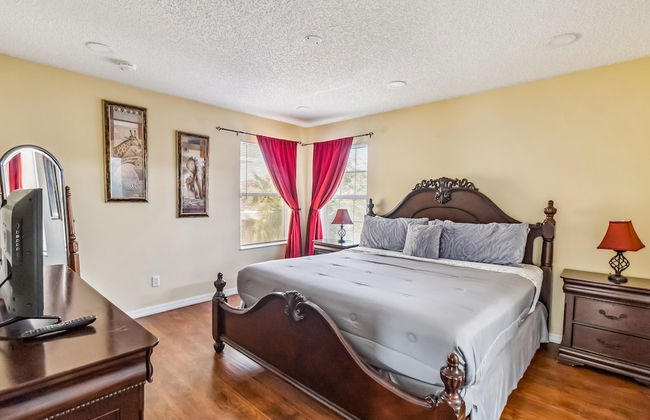 7/6.5 Beautiful Vacation Home With Private Pool, and Much More!! - Foto 78