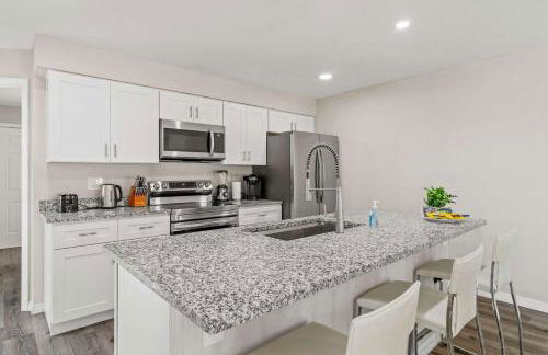 Coastal Calm 2BR Retreat Minutes to Manasota Beach - Foto 10