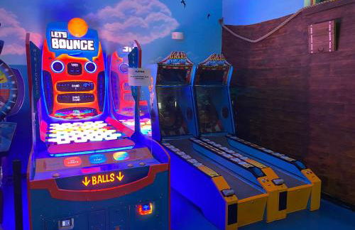 Rendezvous at Regal Palms - Nearby Theme Parks - Foto 79