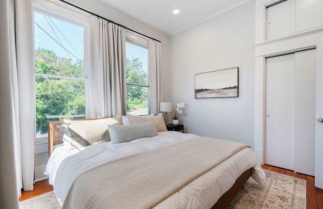 3 Separate Homes Walkable to Soco - Foto 8