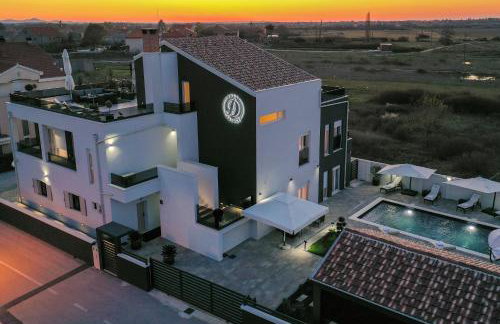 D-Palace Apartments-Olive tree - Foto 1