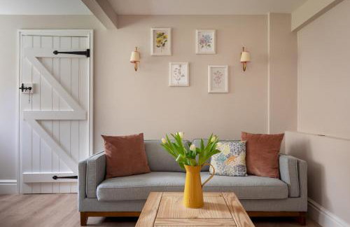 Stable Cottage Chatsworth Estate - Photo 2