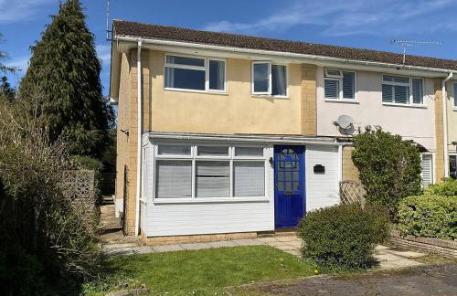 Cotswolds Vista Cirencester - Relaxed 5 Guest Home - 2 Bathroom, Parking, Garden - Foto 36