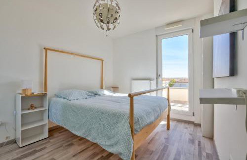 Stunning 2BR Flat with Terrace and private parking - Foto 4