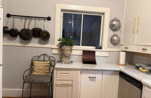 City Cottage on Main Street In North GA - Foto 28