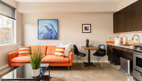 Stay Portland - Bright Studio Apartment - Food Carts & Local Shops - Photo 2