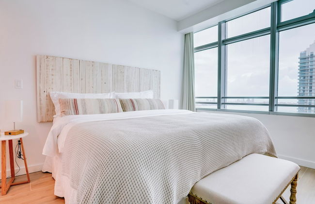 Oceanfront Luxury Condos - Photo 6