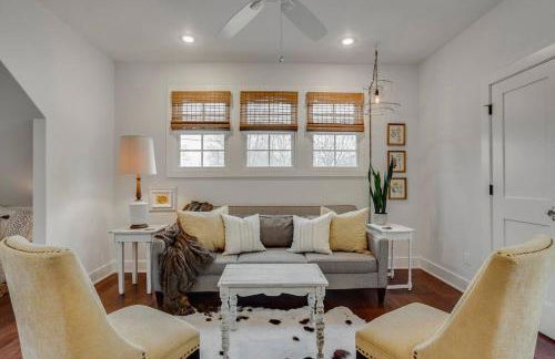 The SoFay Farmhouse- 1 MI From U of A - Foto 29