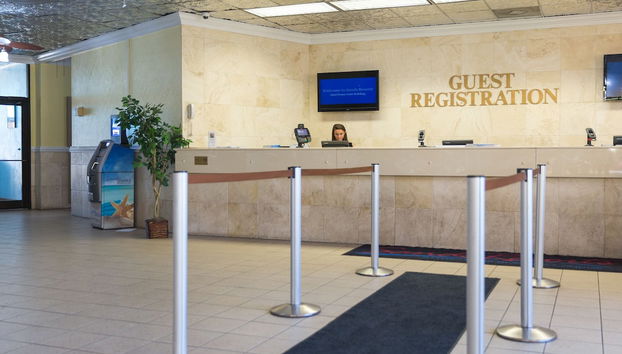 Mostrador de check-in y check-out