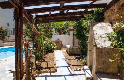 Roussospiti House With Swimming Pool - Foto 31