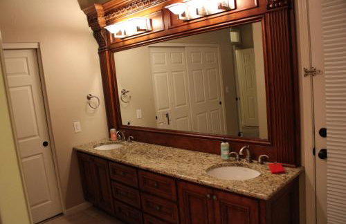 Arts, Fenced Private Pool, Fire World - Foto 30