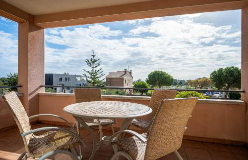 AT130 Casa con piscina privada, aire acondicionado y garaje - Foto 2