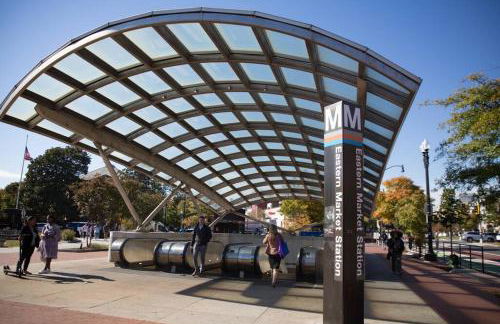 Entire rowhouse in Capitol Hill with free parking - Foto 42