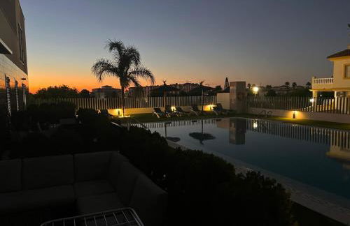 Palmview Poolside Heaven in Turquesa del Mar - Foto 49