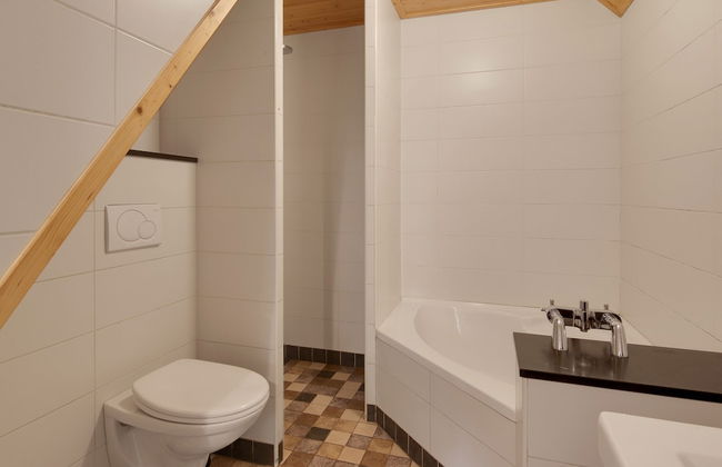 Cozy Apartment in Enschede Near Forest - Photo 47