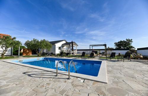 Holiday home Aprilis with pool, jacuzzi and sauna - Foto 6