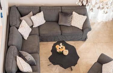 Elegant Hvar town villa with pool - Photo 12