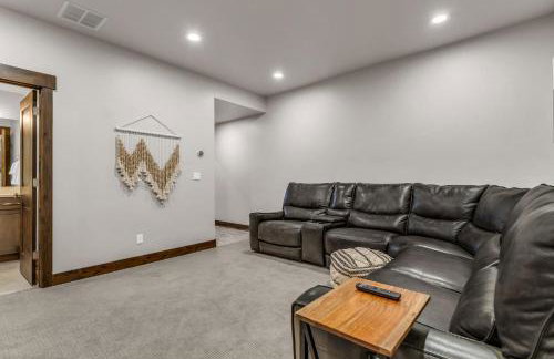 Black Rock Ridge Private Hot Tub & Views - Photo 16